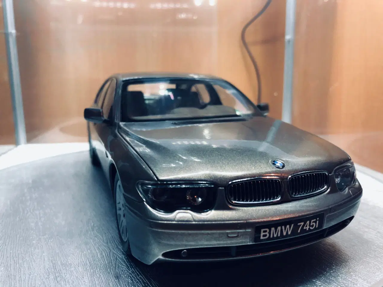 Billede 1 - BMW 745i