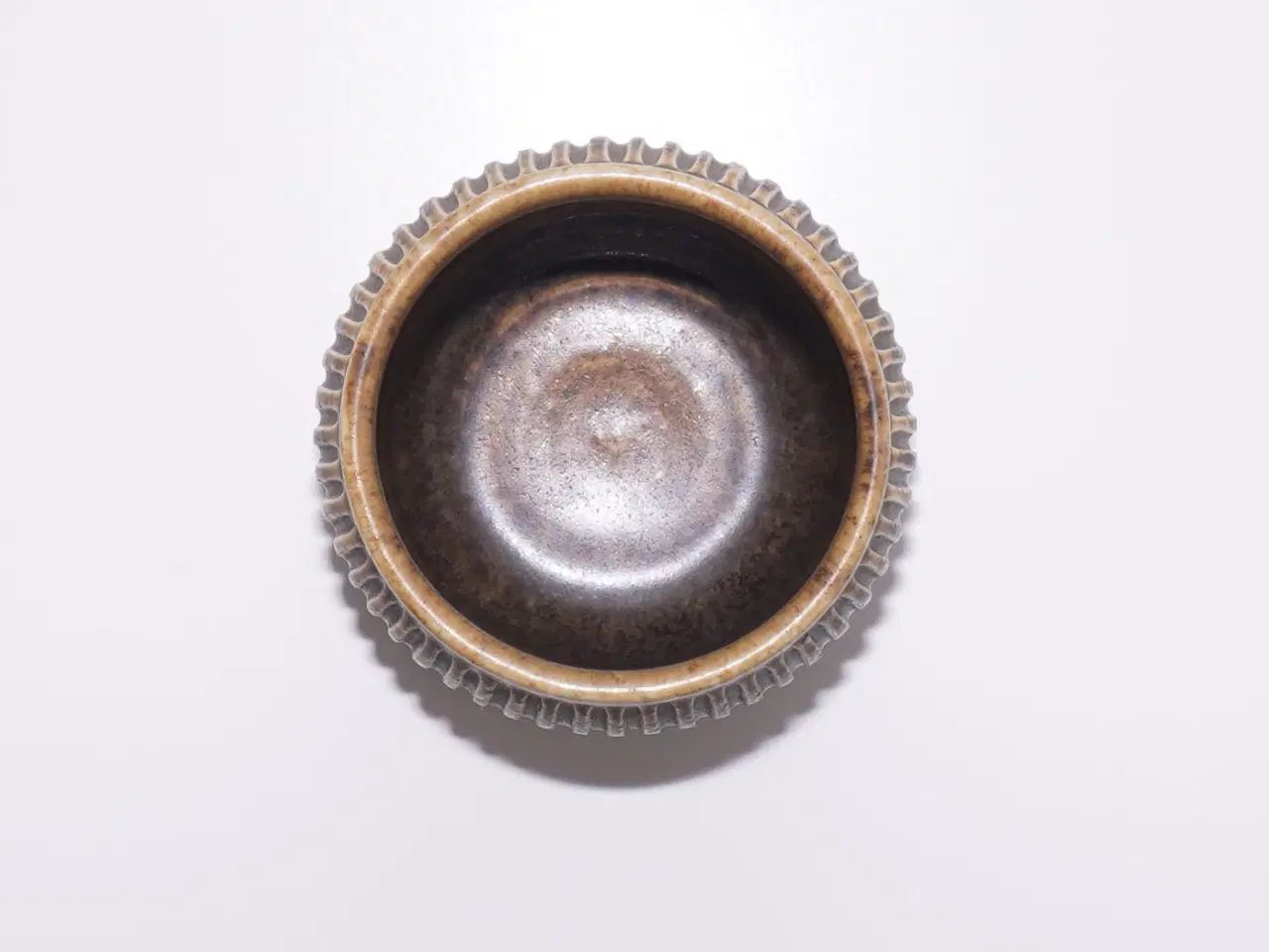 Billede 6 - Ældre skål med harepelsglasur fra Michael Andersen