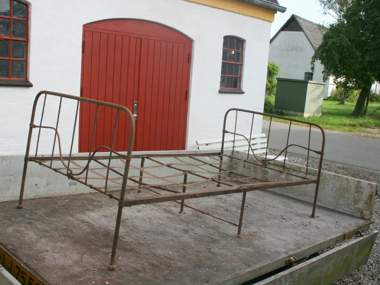 Billede 1 - Antik jernseng