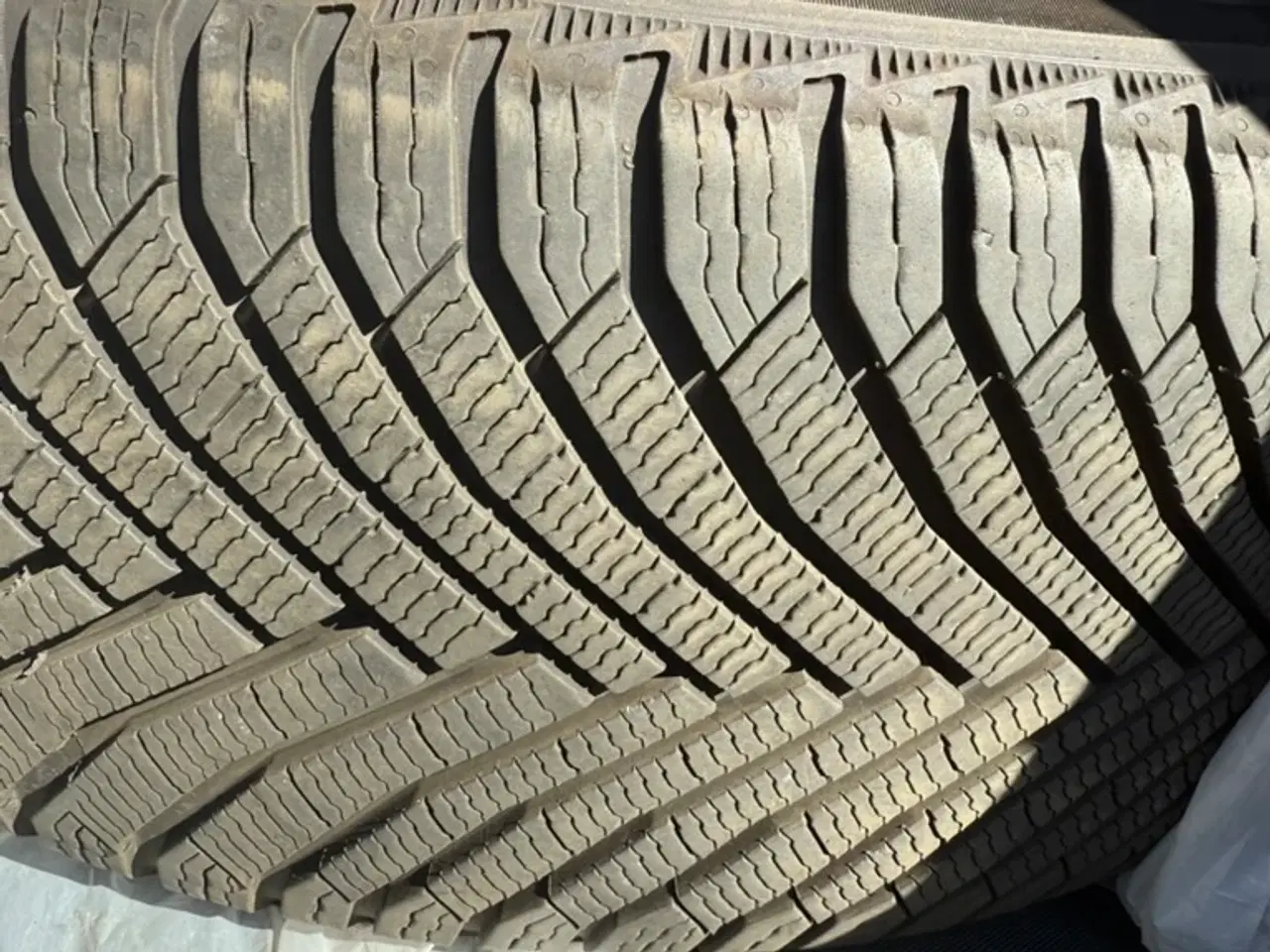 Billede 1 - Michelin VINTERDÆK 225/55 R18 ALPIN7
