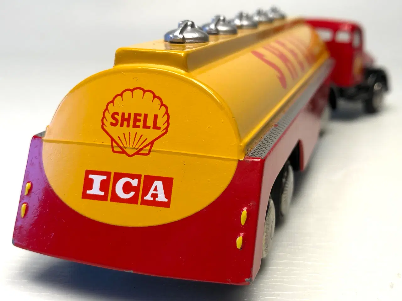 Billede 4 - TEKNO...VOLVO SHELL TANKBIL