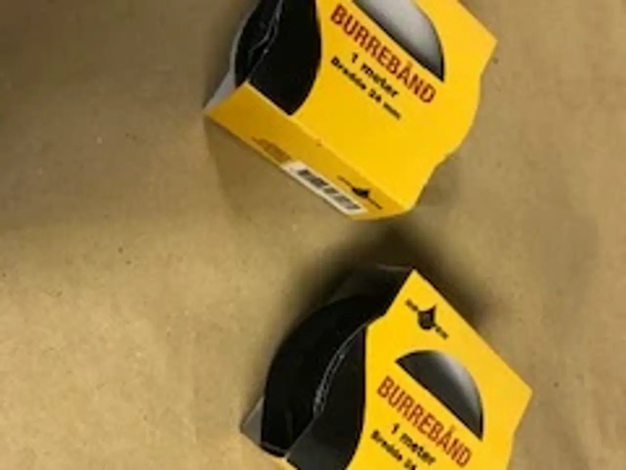 Billede 1 - Selvklæbende sort velcrobånd