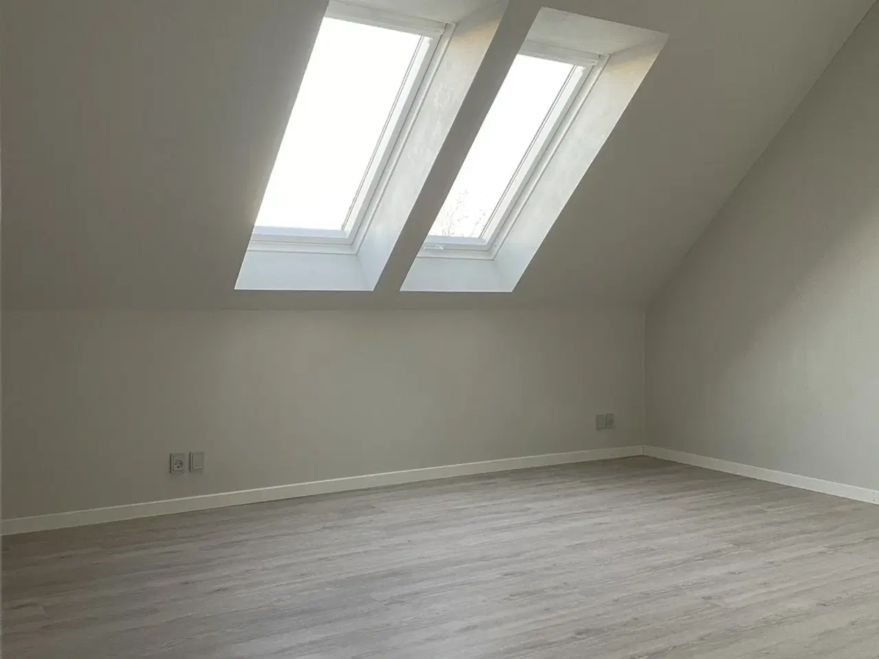 Billede 3 - Kontor - Tunegård