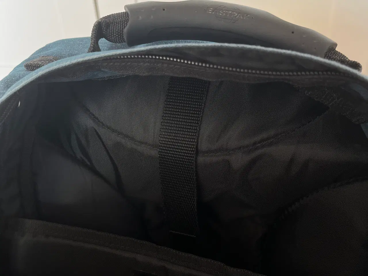Billede 6 - Eastpak skoletaske