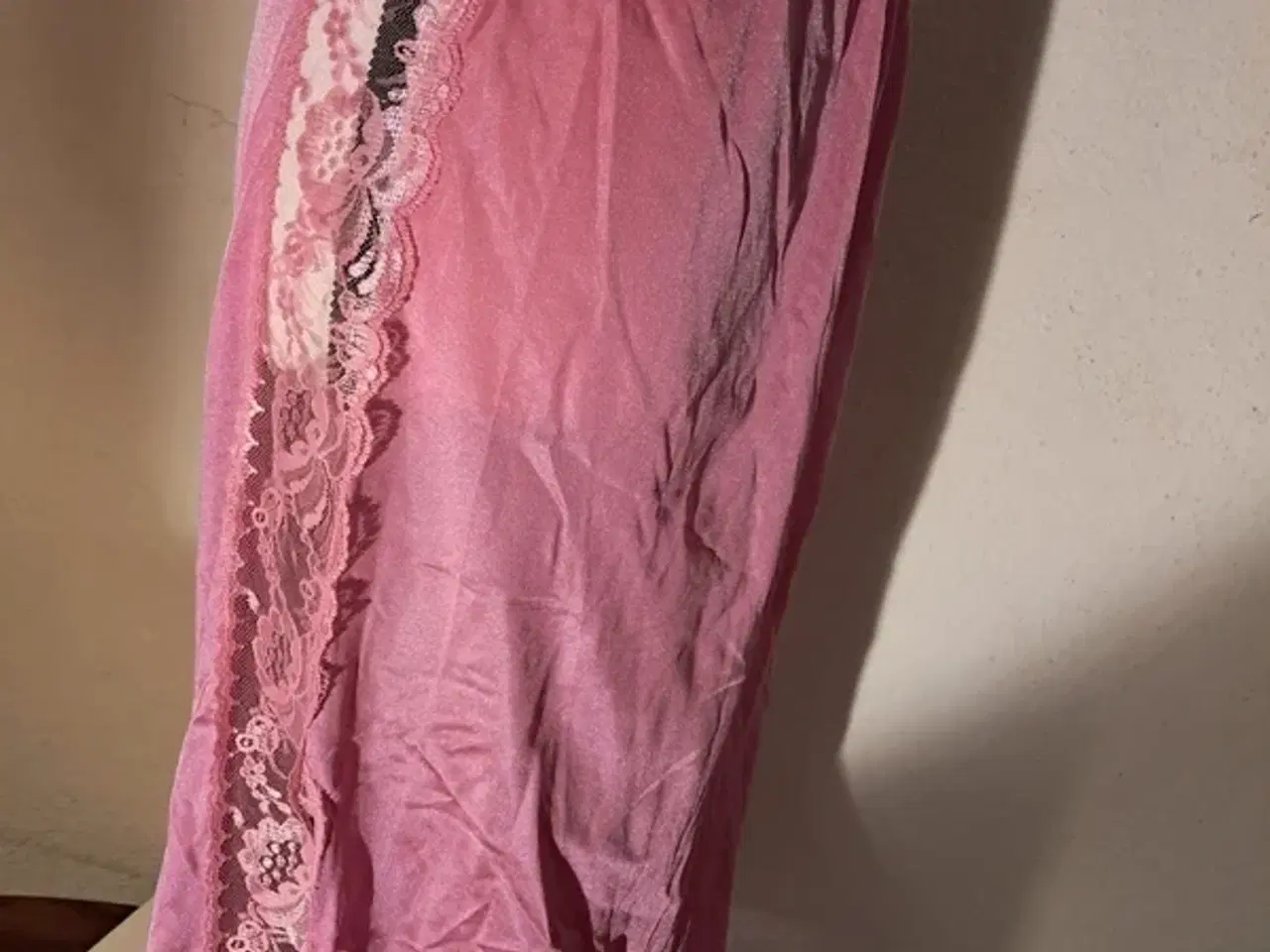 Billede 4 - Stimma str. 38 underskørt