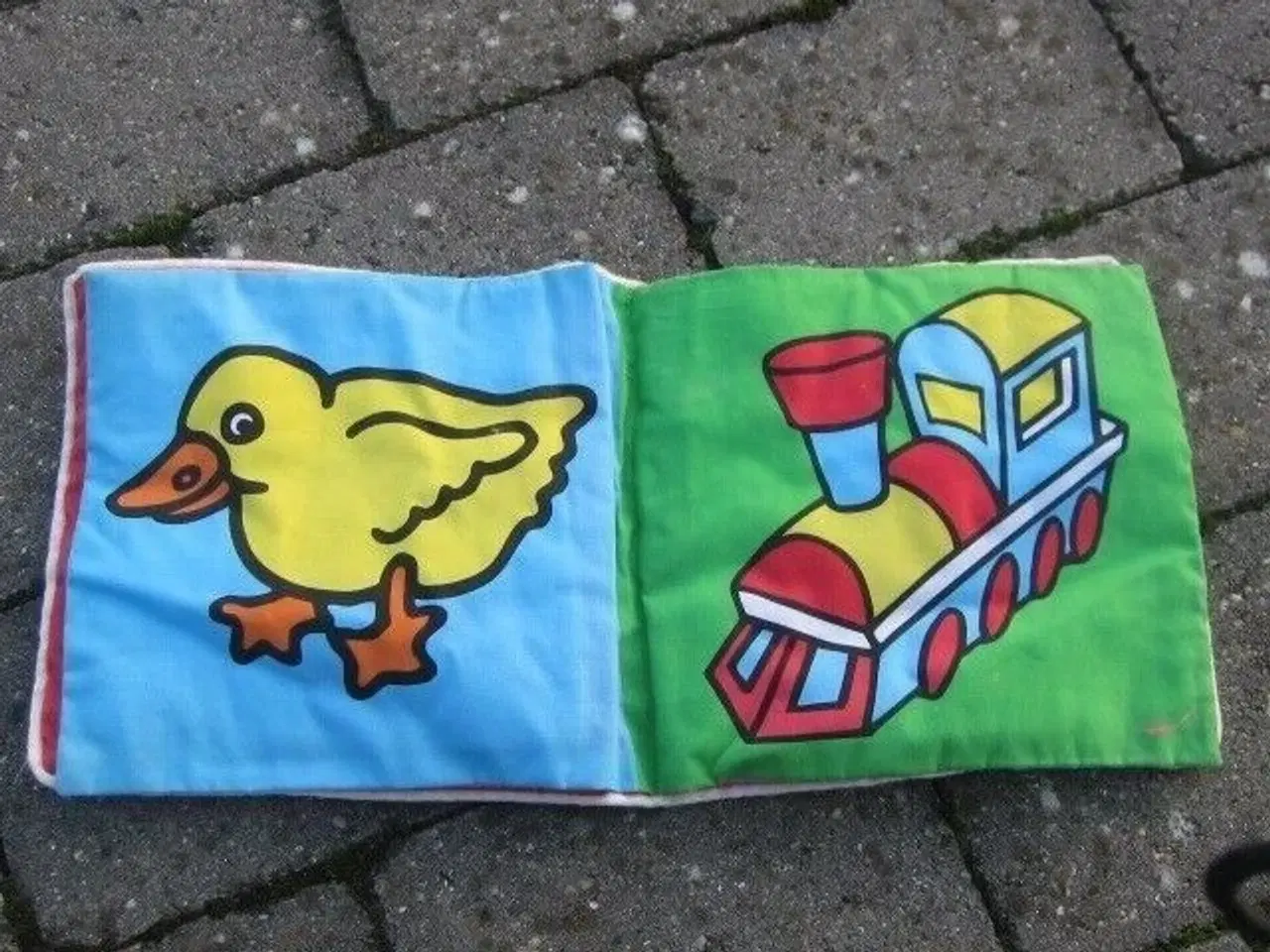 Billede 3 - Stofbog, Baby Buddy, bøger