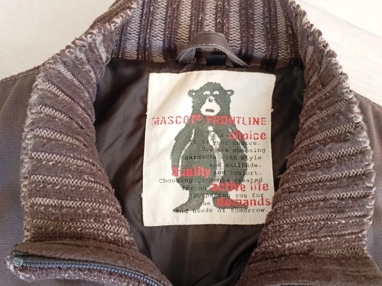 Billede 2 - Strik jakke. Mascot jakke. Str. M