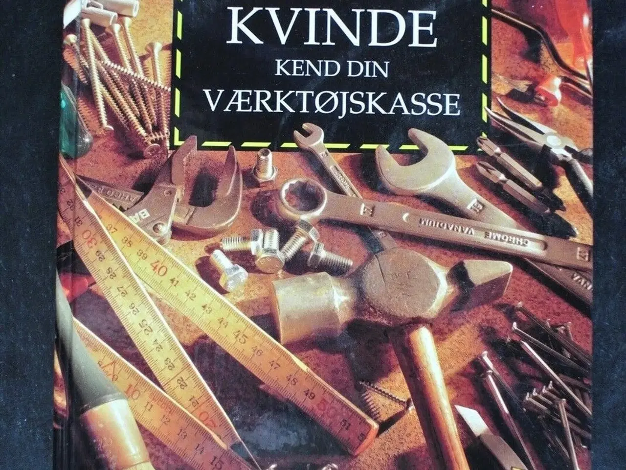 Billede 1 - kvinde kend din værktøjskasse, Af helga moos, emne