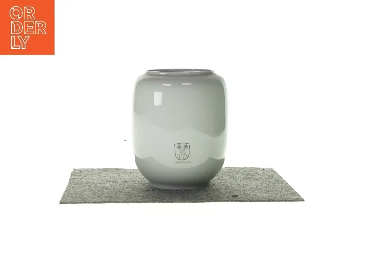 Billede 2 - Vase med print  (str. HØ:23x13,5cm)