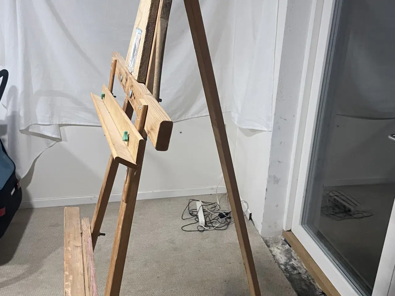 Billede 3 - Rustikt staffeli med patina