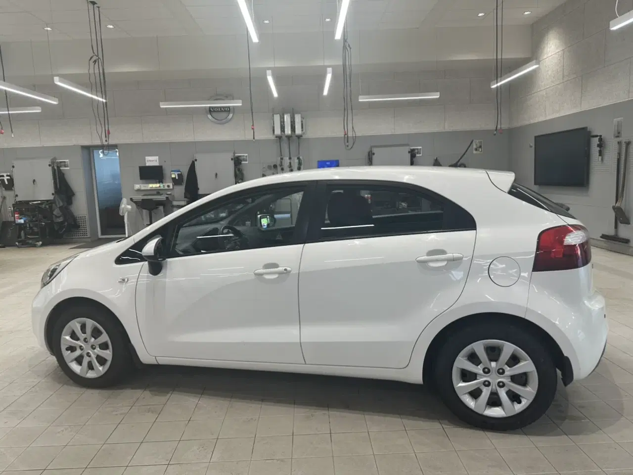 Billede 4 - HELT NY SYNET KIA RIO