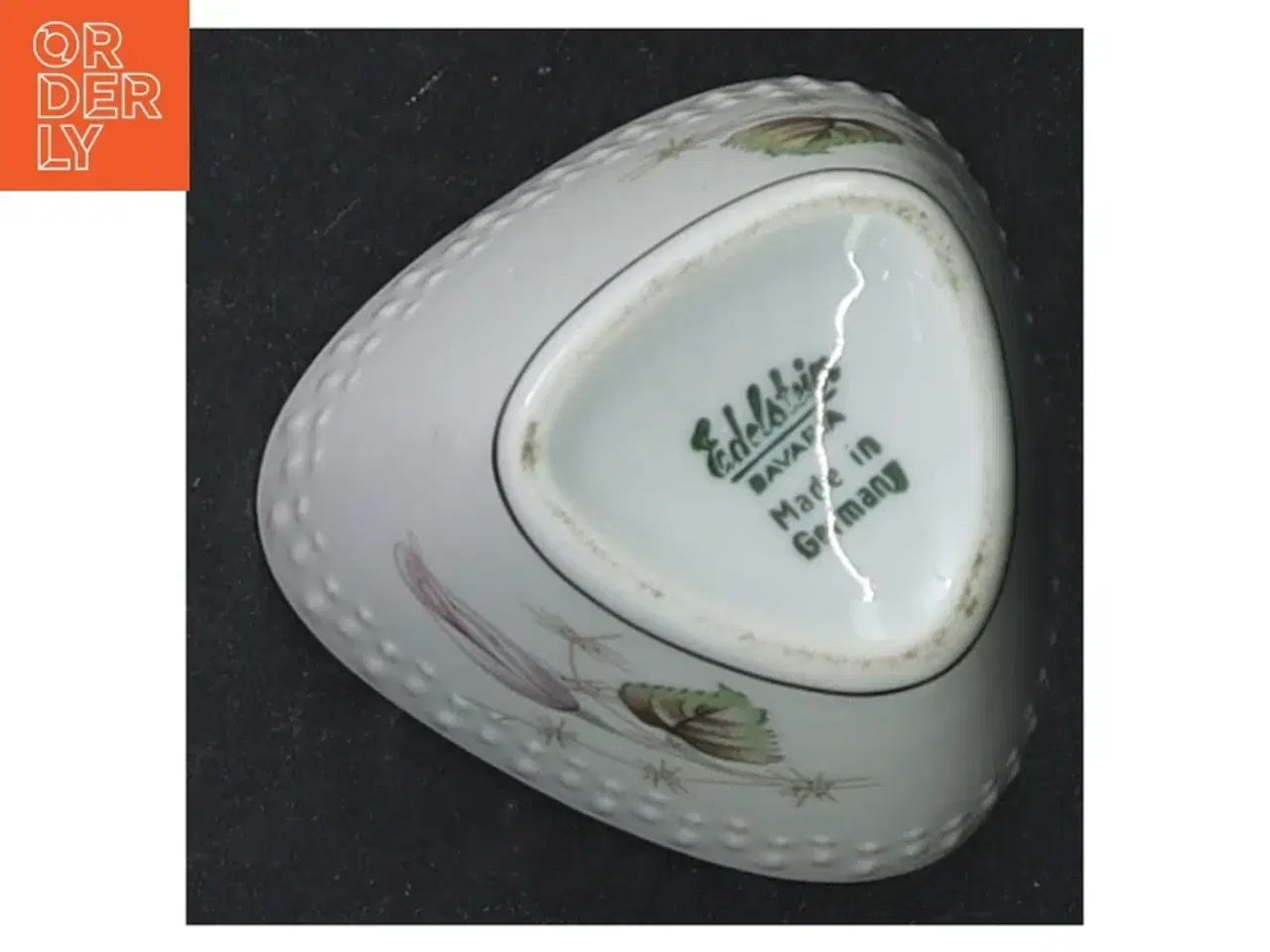 Billede 3 - Hvidt porcelænsaskebæger fra Edelstein (str. 6 cm)