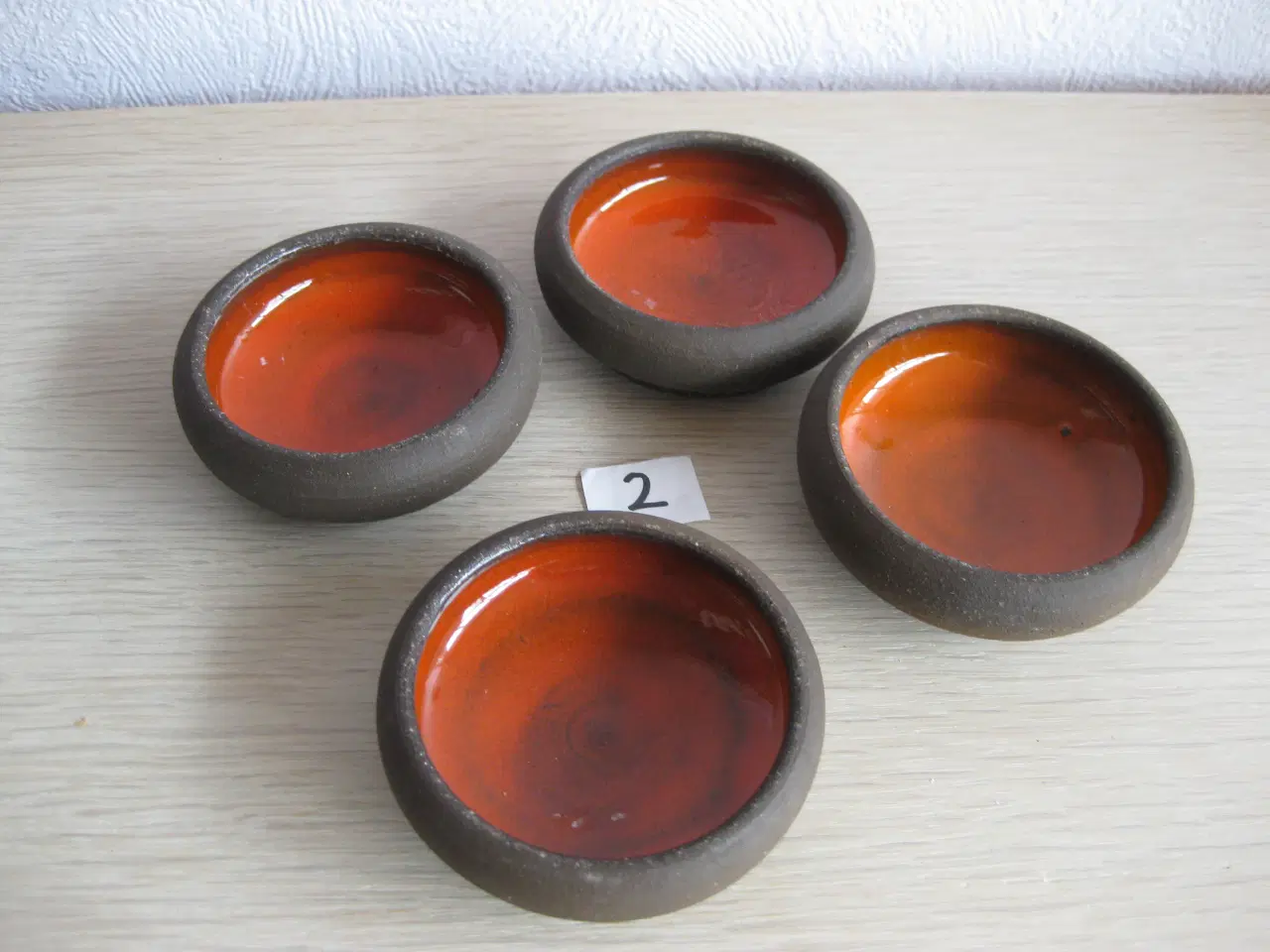 Billede 2 - Små skåle i keramik - fra "dengang" ;-)
