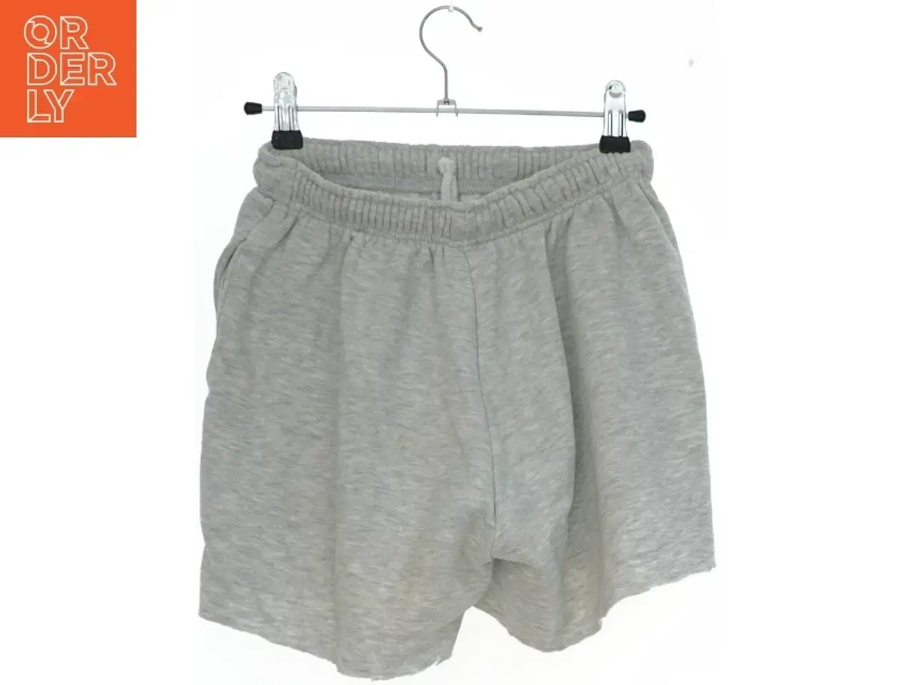 Billede 2 - Grå sweatshorts fra Fruit of the loom (str. 152)