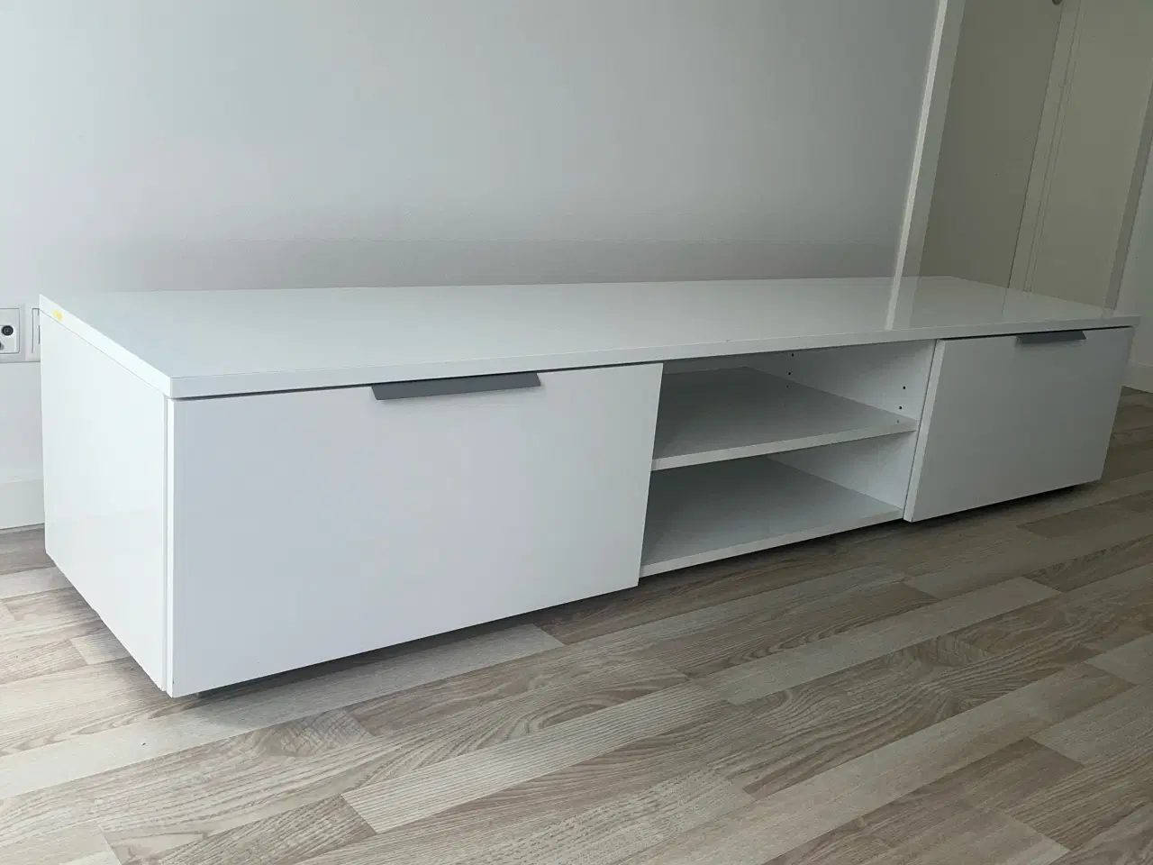 Billede 2 - Tvilum - TV bord