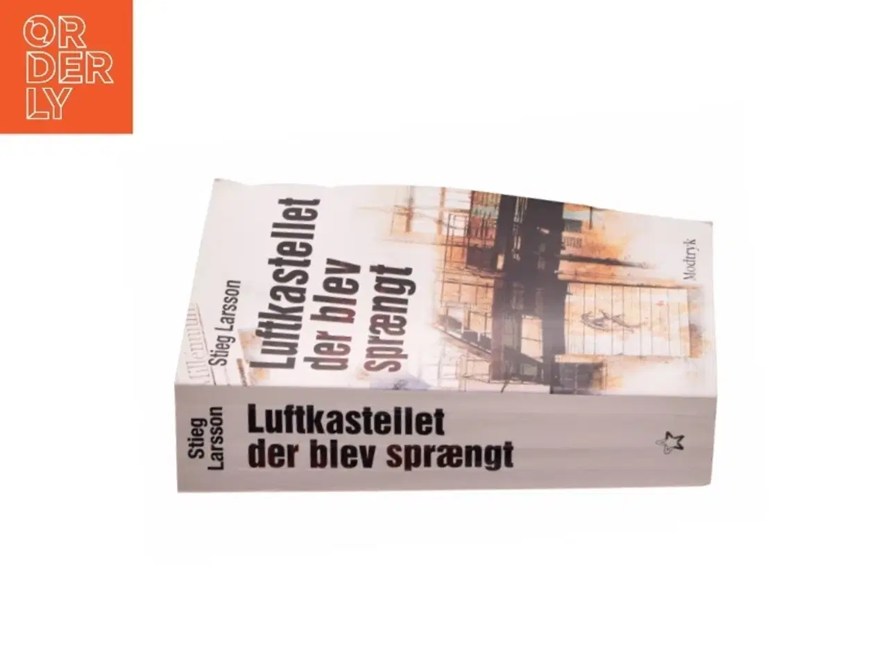 Billede 3 - Luftkastellet Der Blev Spraengt (af Stieg Larsson) [Imported] [Paperback] (Danish) (Millennium, 3. Bind) af Stieg Larsson (Bog)