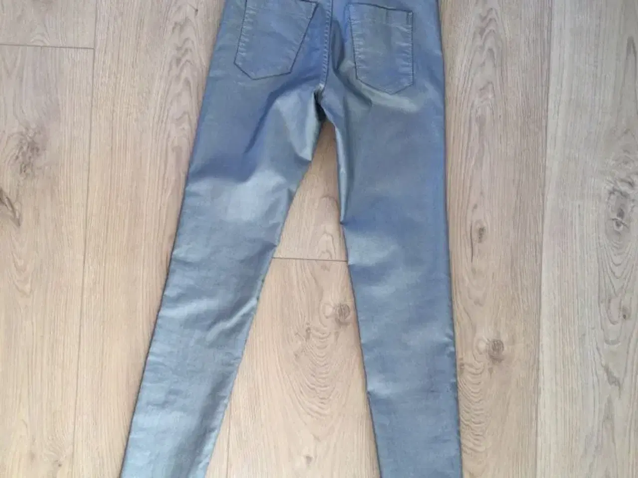 Billede 3 - *Nye* GLOBAL jeans str. XS