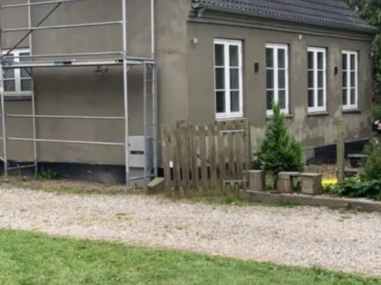 Billede 1 - Tømrerarbejde • Udskiftning af paneler • Ud