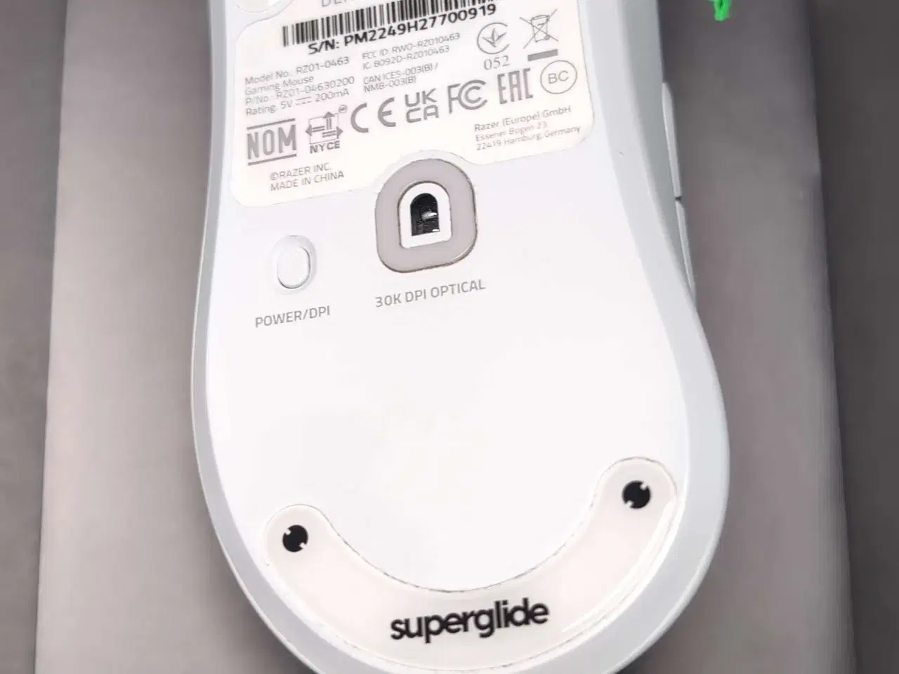 Billede 2 - Razer DeathAdder V3 Pro Hvid med Superglide Glass 