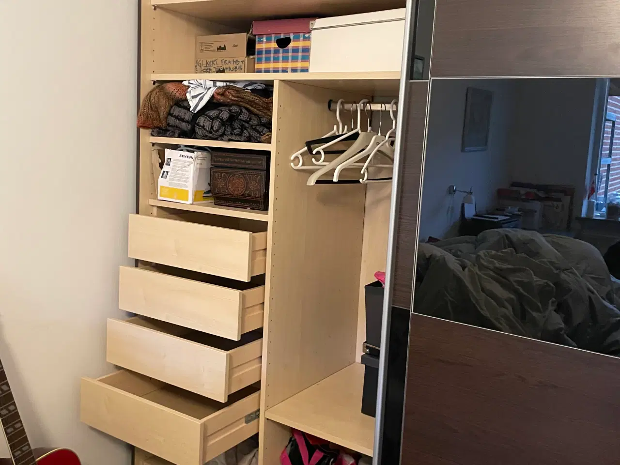 Billede 3 - Flot garderobeskab 