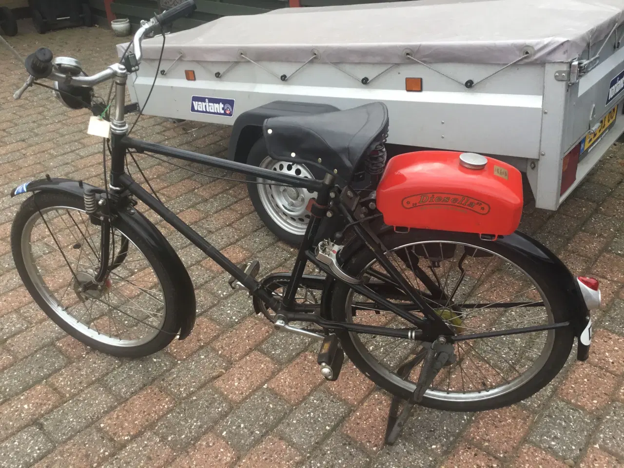 Billede 1 - Diesella Røvskubber