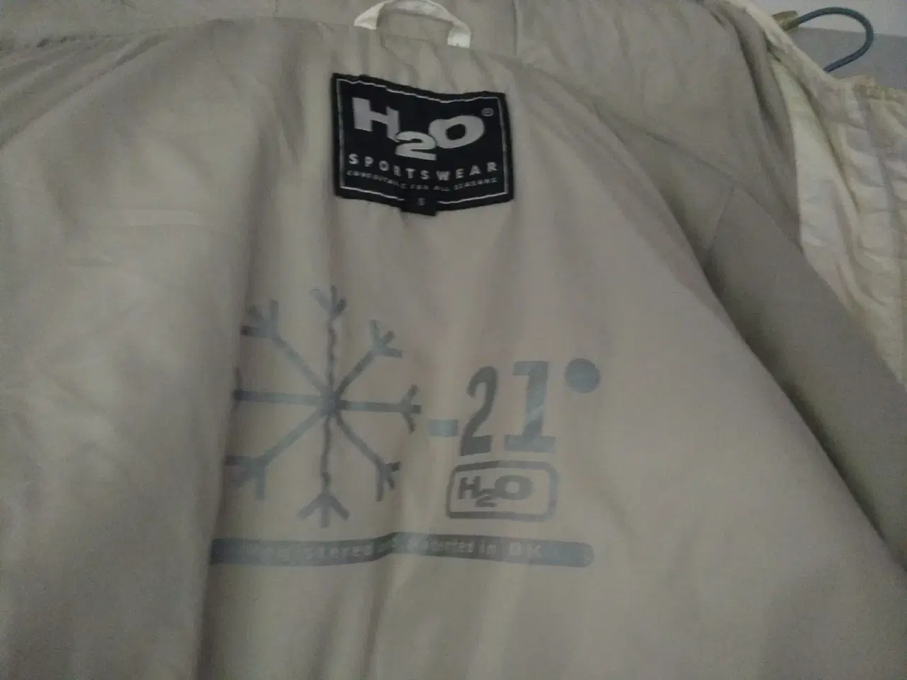 Billede 5 - Hvid jakke damer H20 Alle sæsoner