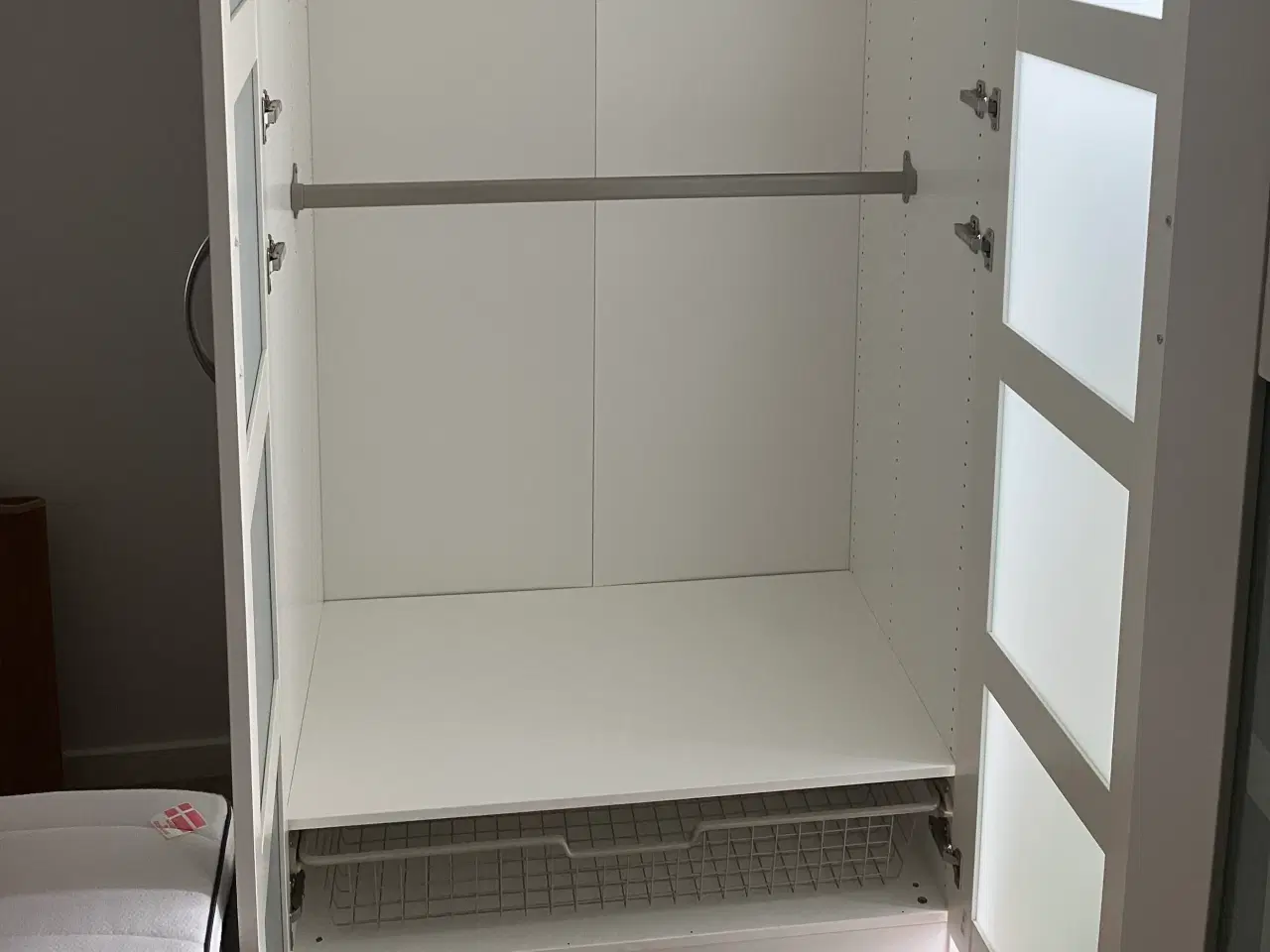 Billede 2 - IKEA BERGSBO skabe i fin stand