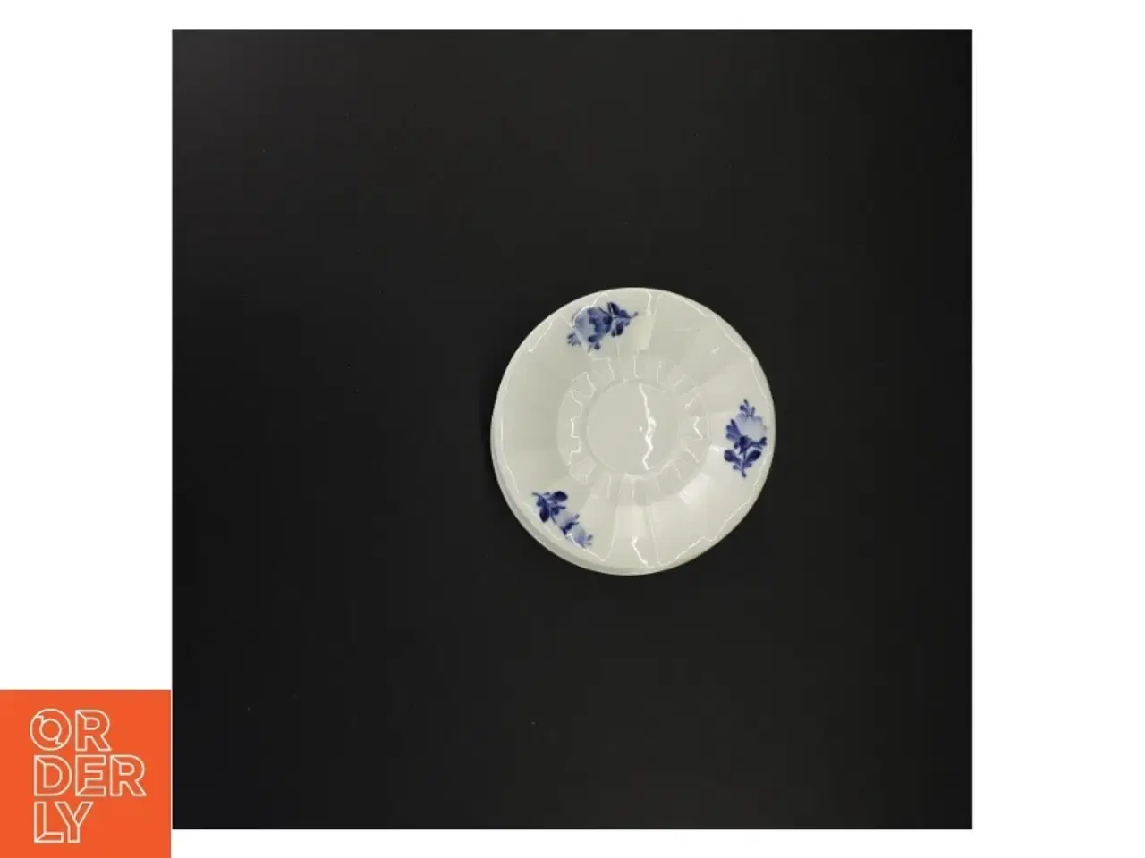Billede 6 - Blå blomst porcelænstallerkner fra Royal Copenhagen (str. Diameter 14 cm)