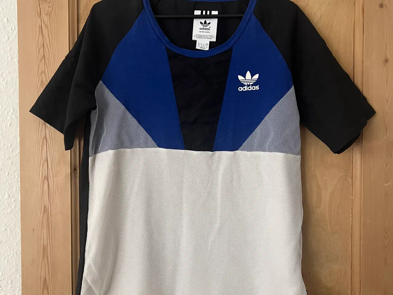 Billede 2 - T-shirt fra Adidas