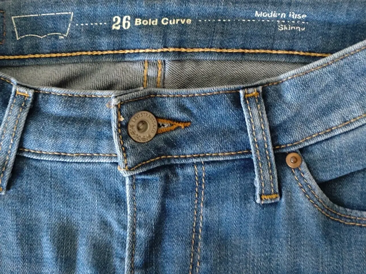 Billede 4 - Levi's jeans, bold curve - skinny