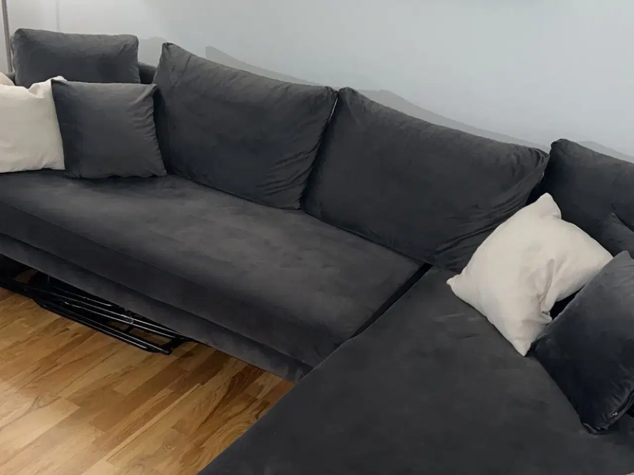 Billede 3 - Grå sofa i velour 
