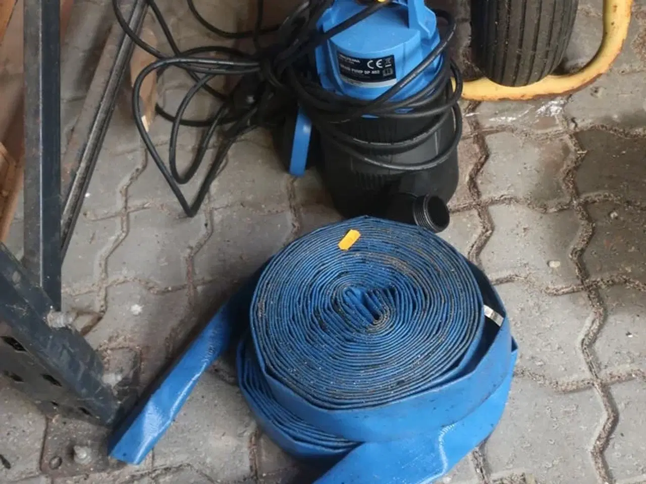 Billede 4 - Trillebør samt dykpumpe BILTEMA DP 402