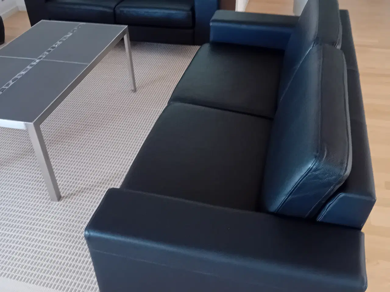 Billede 4 - Stilfuld 2+2½ personers sofa i god læderkvalitet