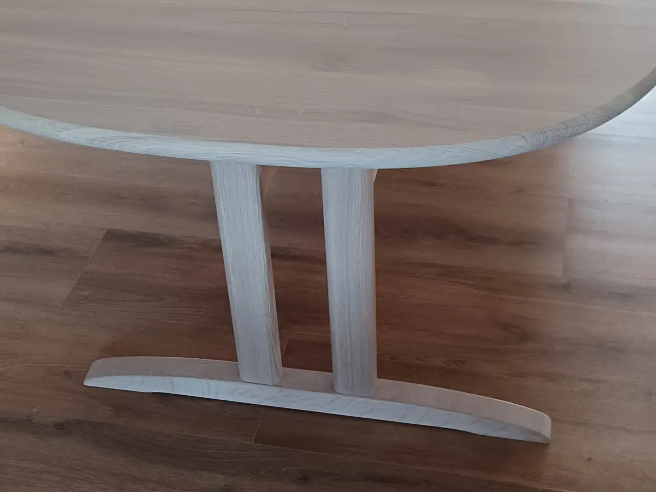 Billede 4 - Spisebord i egetræ