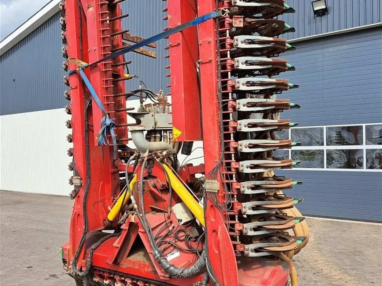 Billede 3 - Vredo ZB 12068 Der er 2x spadeventil til tømning af fordeler