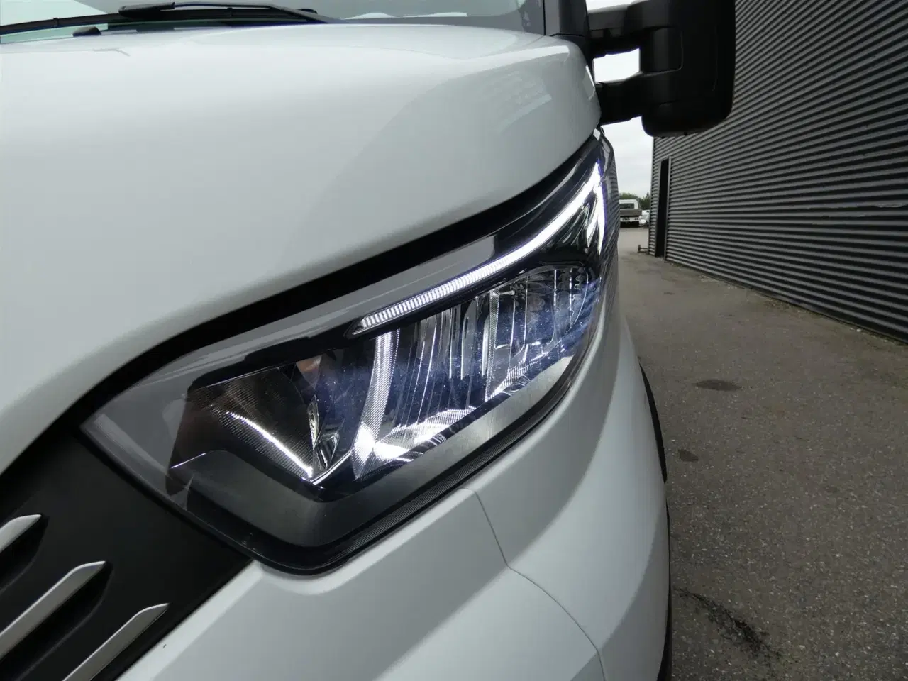 Billede 16 - Iveco Daily 35S18 12m3 3,0 D 180HK Van 8g Aut.