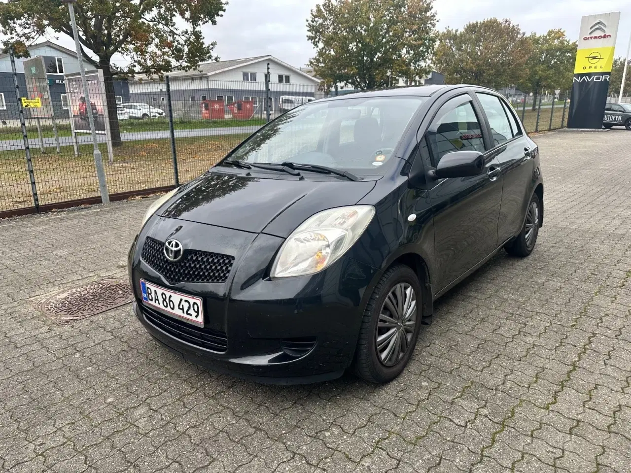 Billede 4 - Toyota Yaris 1,3 VVT-i Terra