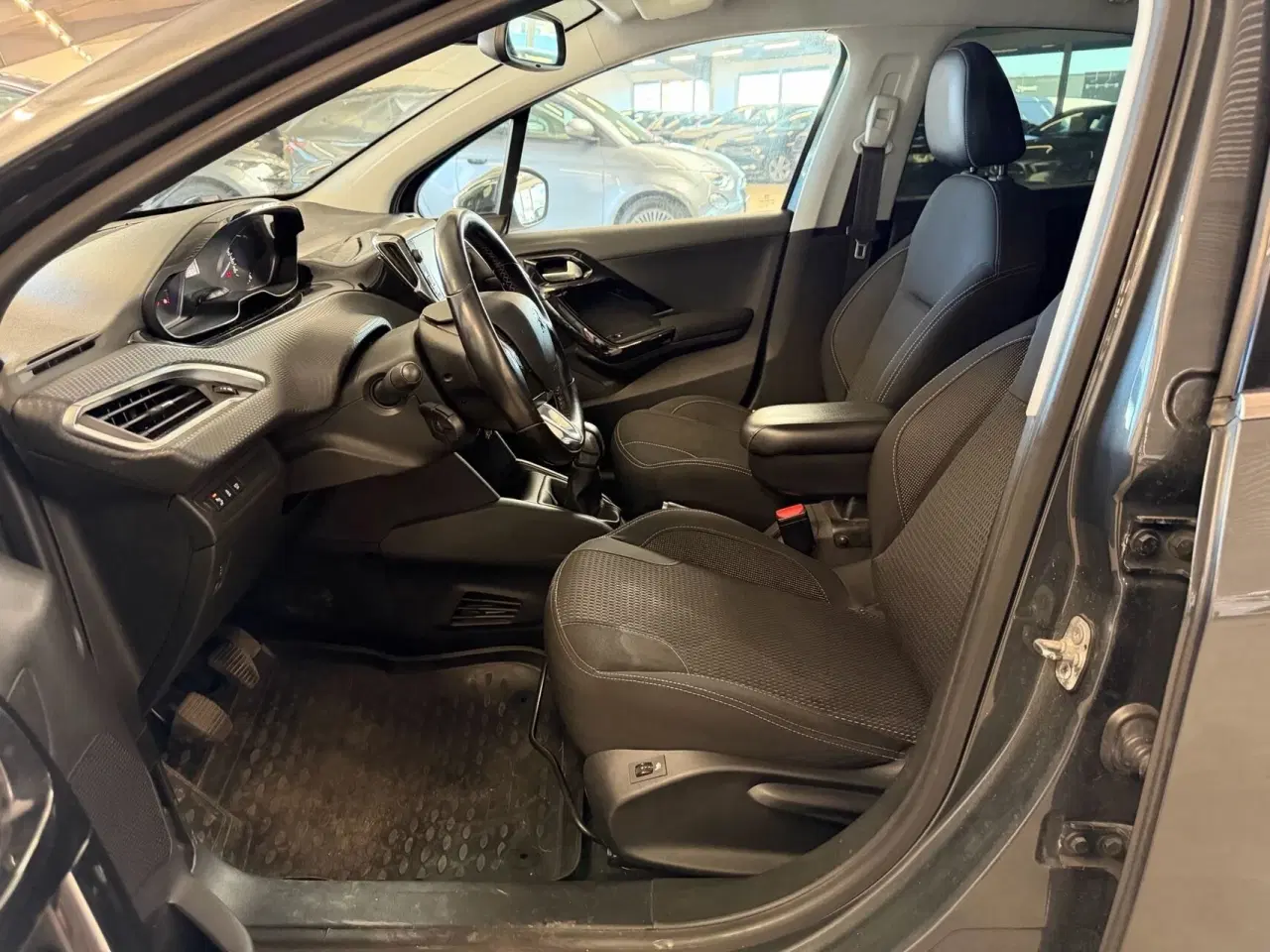 Billede 5 - Peugeot 208 1,6 BlueHDi Desire 100HK 5d