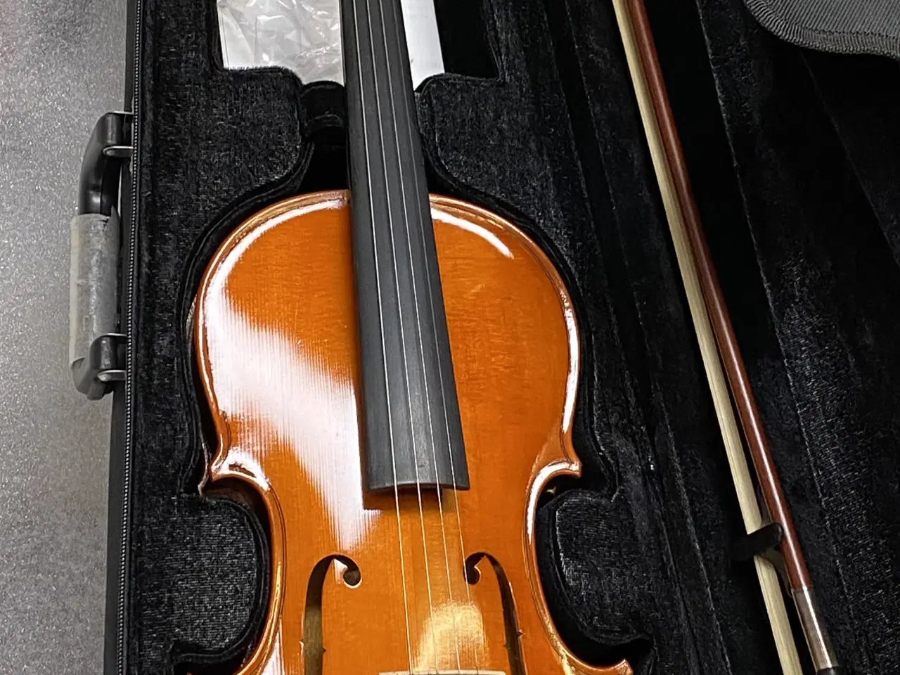 Billede 2 - Violin 4/4 (59cm) – næsten ubrugt