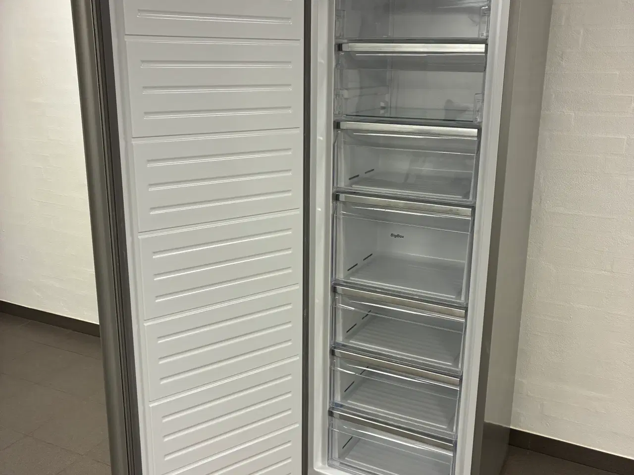 Billede 5 - Gram fryseskab rustfri