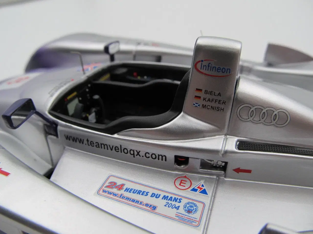 Billede 8 - Audi R8 Infineon,#8 Team "Veloqx" 1:18