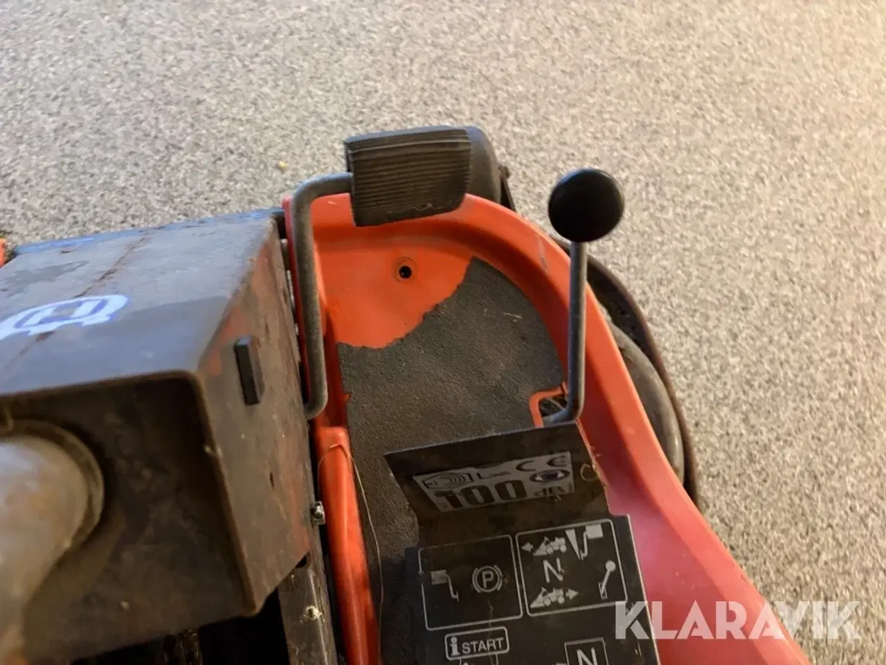 Billede 12 - Græsslåmaskine Husqvarna