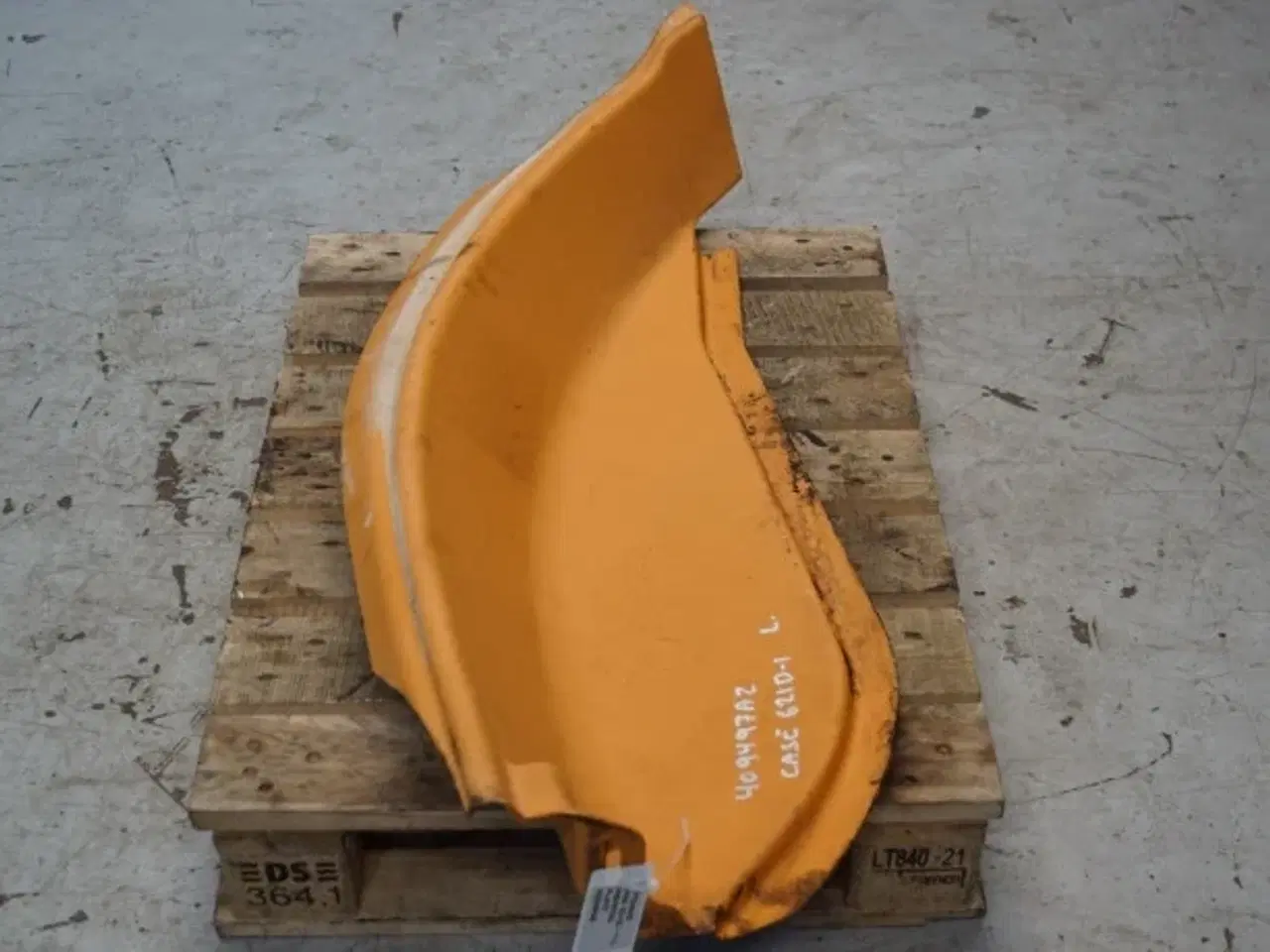 Billede 5 - Case 621D Afskærmning 403154A3