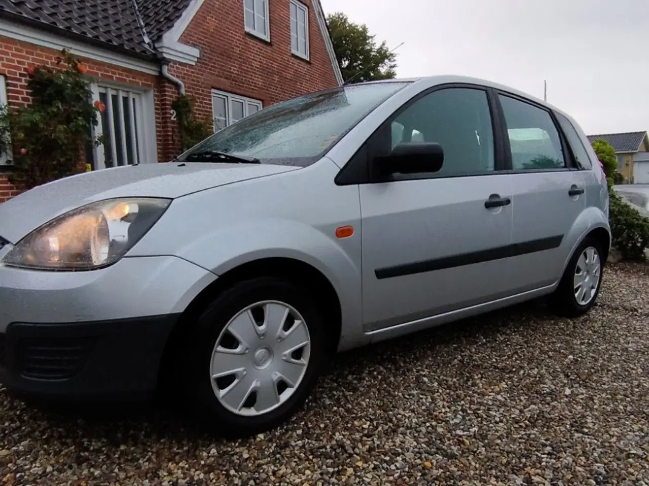 Billede 9 - Ford Fiesta benzin NYSYNET, motor gået 75.000 km! 