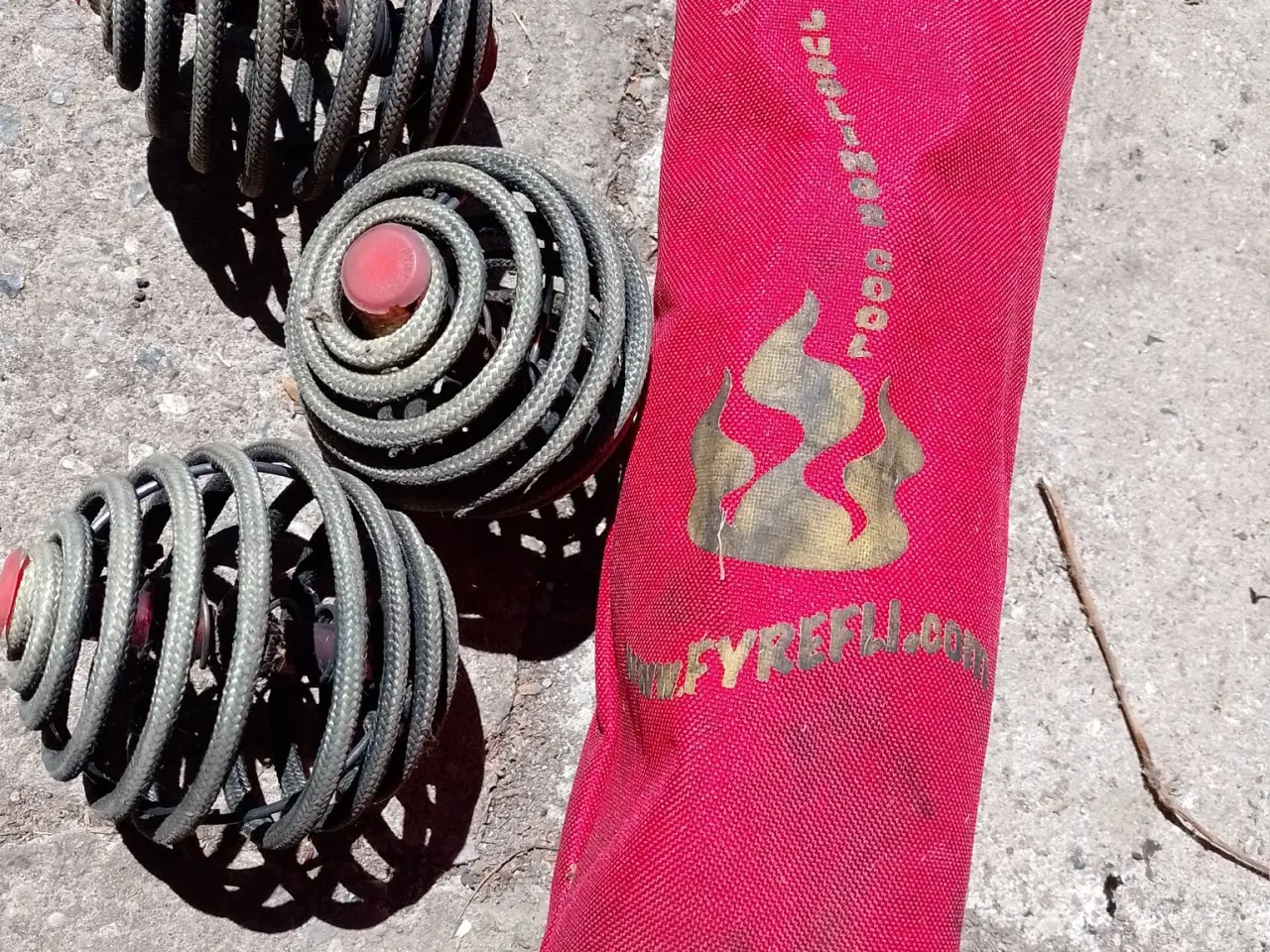 Billede 3 - FYREFLI ILDBOLDE (sæt med 3) - 68 mm.