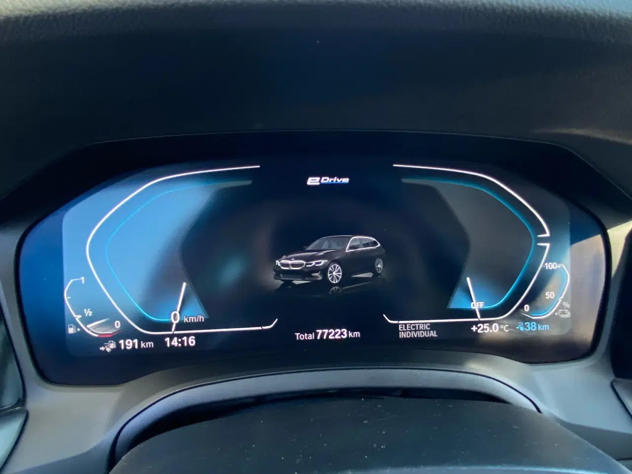 Billede 16 - BMW 330e Touring 2,0 Plugin-hybrid Sport Line Steptronic 292HK Stc 8g Aut.