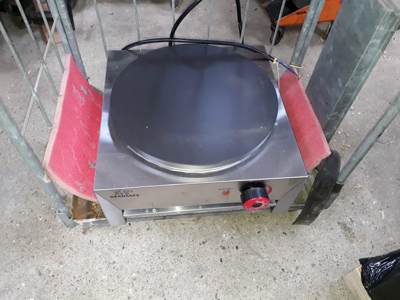 Billede 1 - Diverse Butiks og grill og industri inventar.