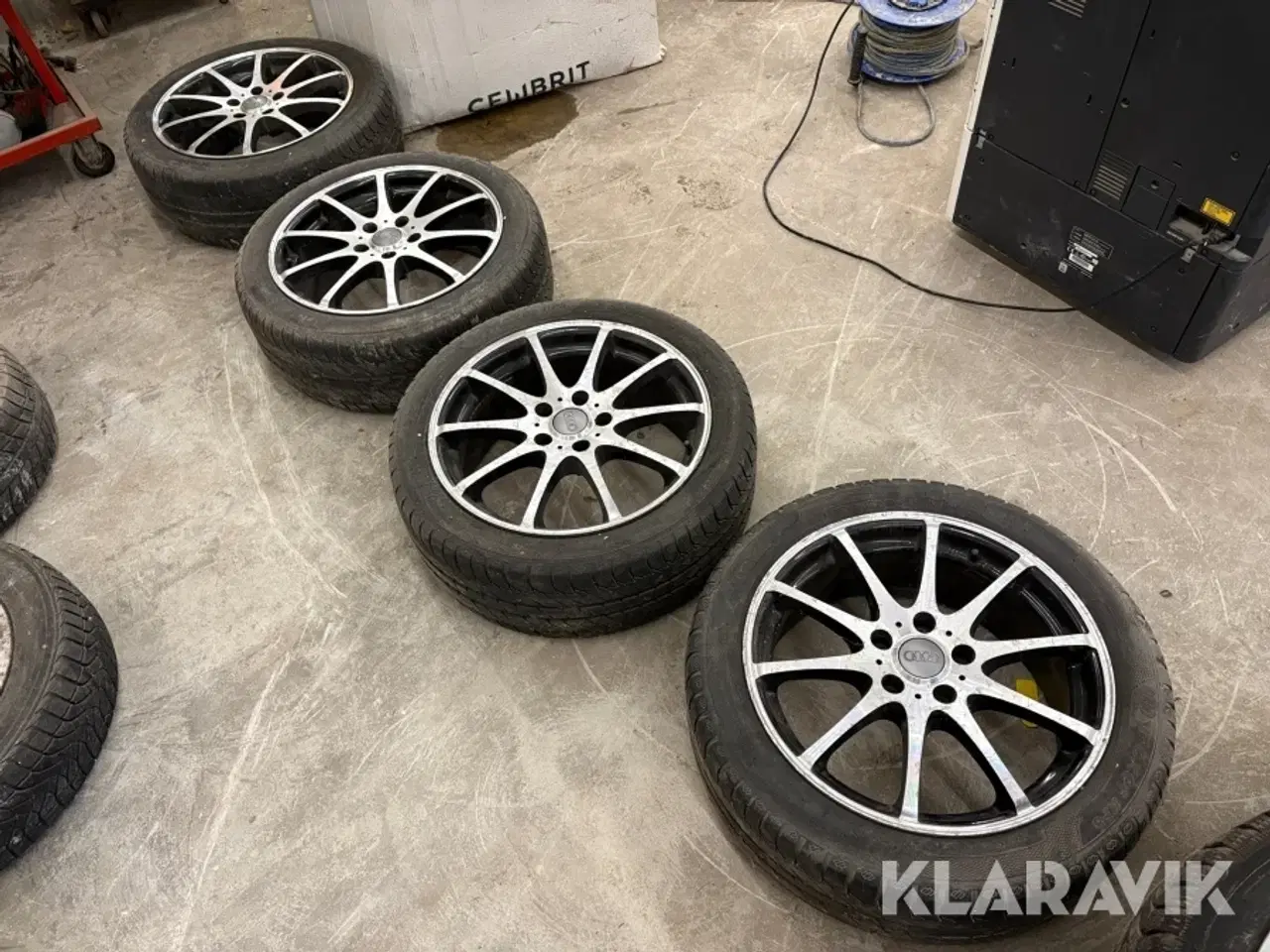 Billede 2 - Alufælge med dæk Audi