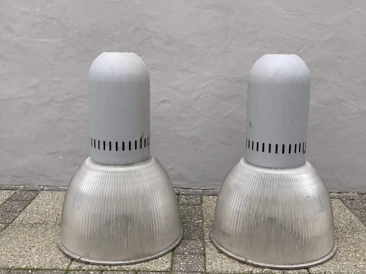 Billede 3 - 2 store industrielle pendellamper.