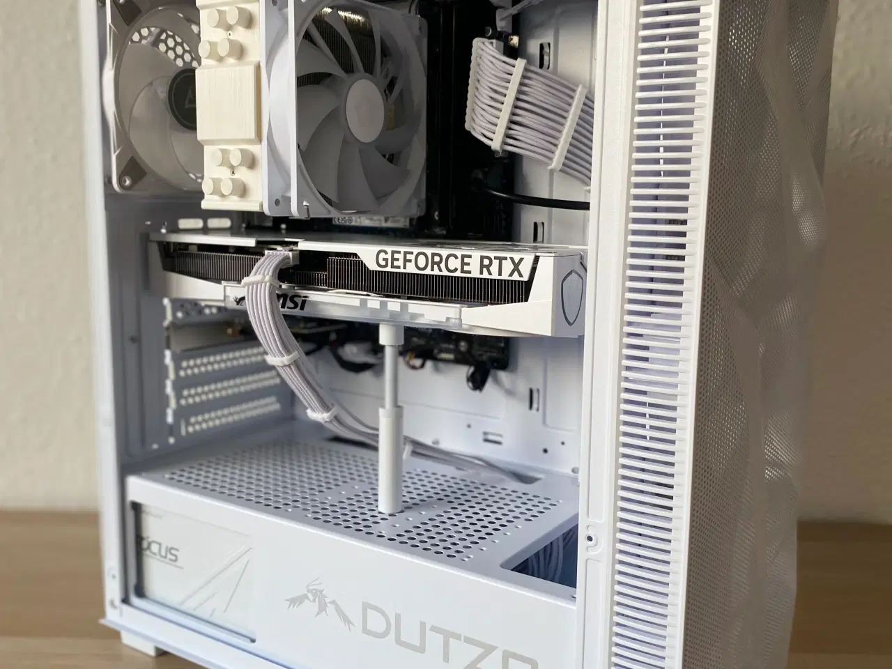 Billede 2 - GAMING-PC TIL SALG 🚀